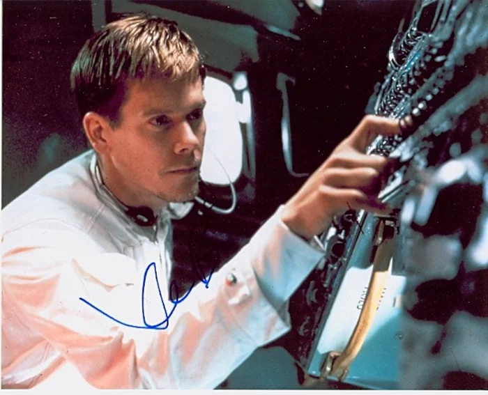 Kevin Bacon autograph