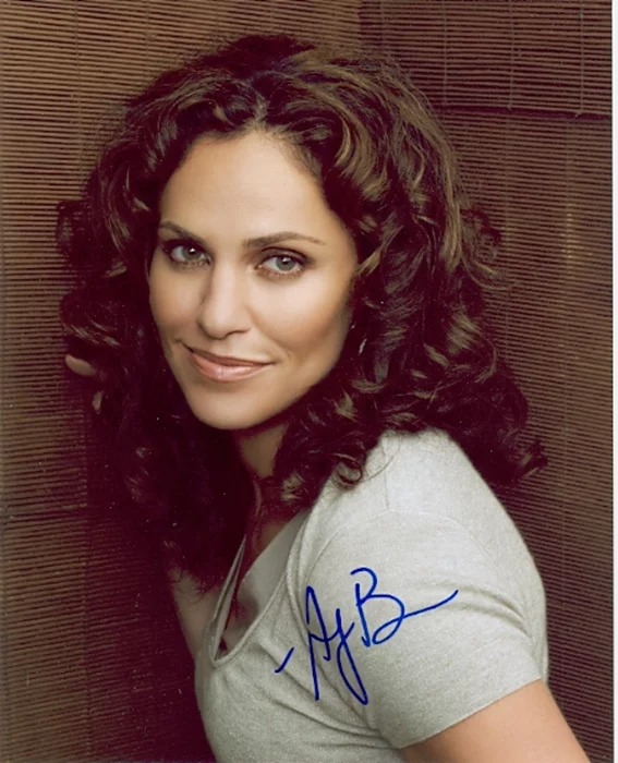 Amy Brenneman autograph