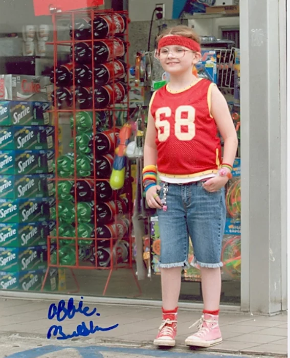 Abigail Breslin autograph