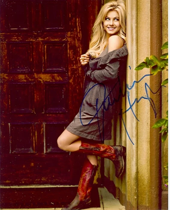 Julianne Hough autograph