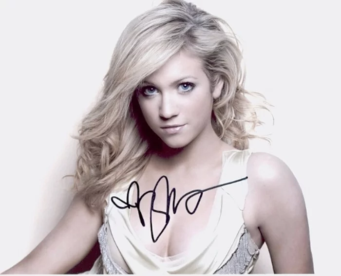 Brittany Snow autograph