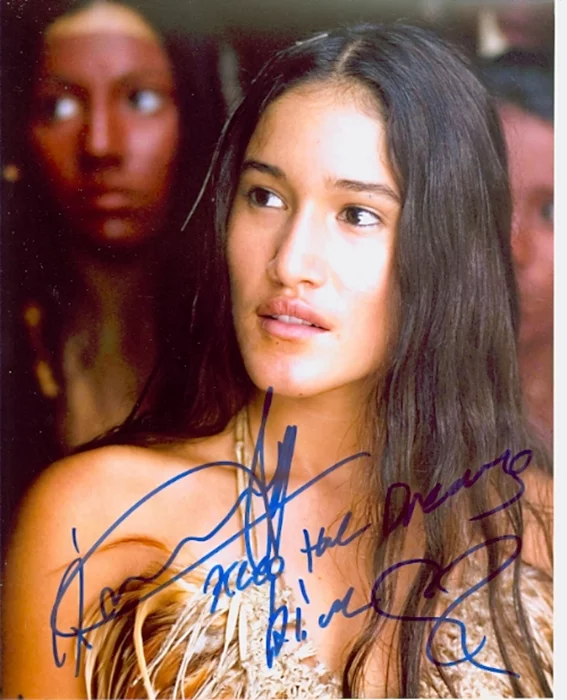 Q'Orianka Kilcher autograph