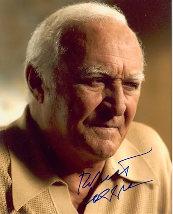 Robert Loggia autograph