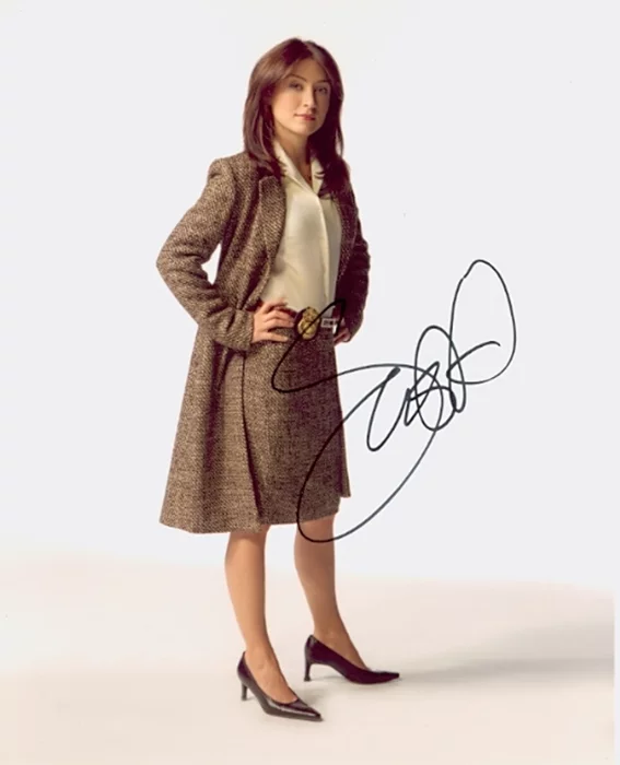 Sasha Alexander autograph