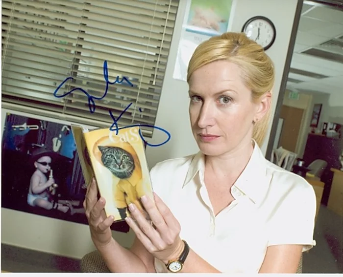 Angela Kinsey autograph