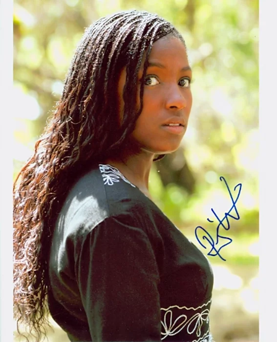 Rutina Wesley autograph