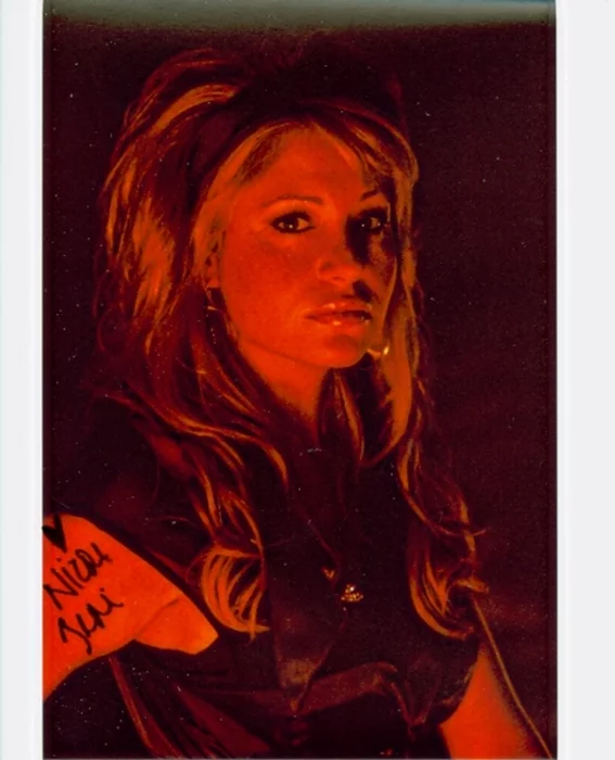 Nicole Zeoli autograph