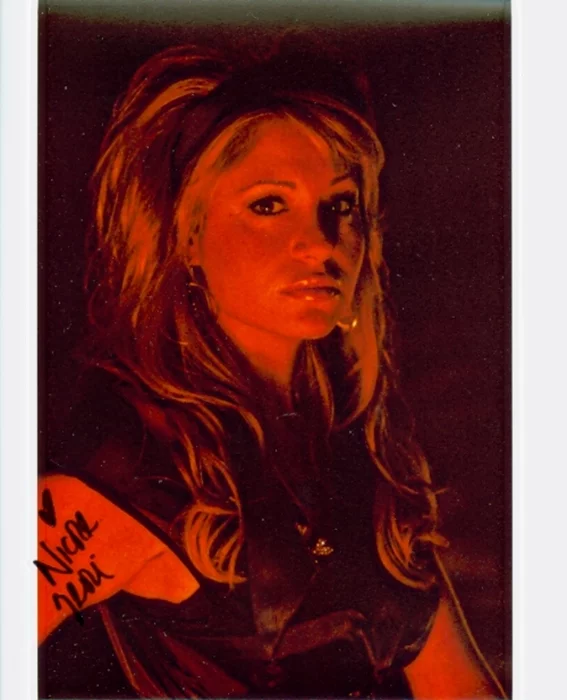 Nicole Zeoli autograph