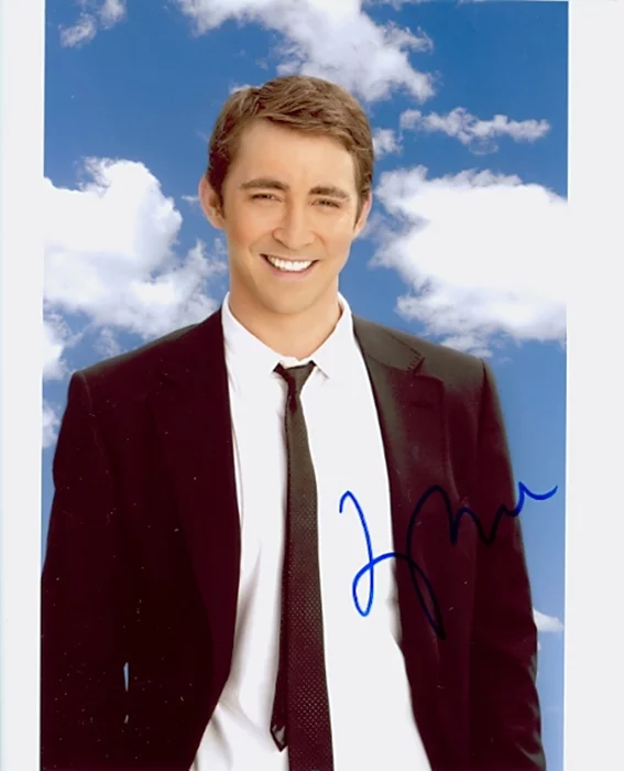 Lee Pace autograph