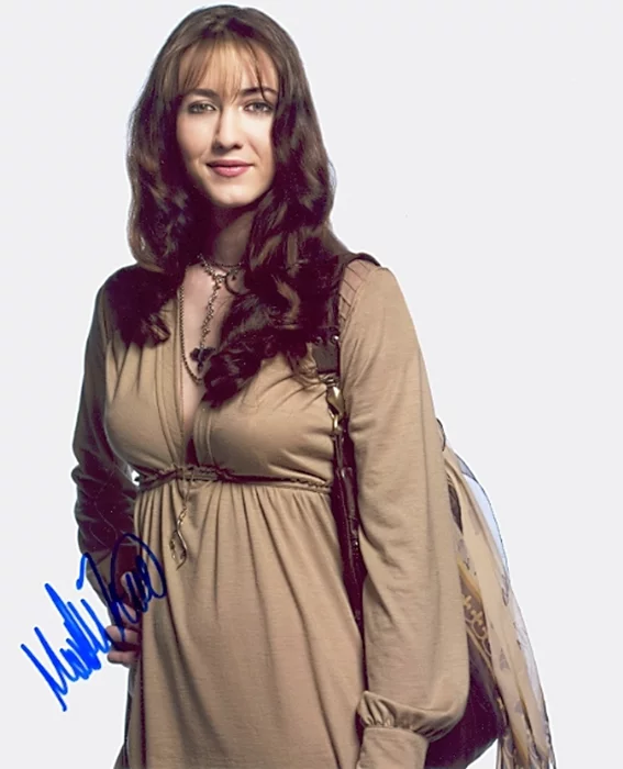 Madeline Zima autograph