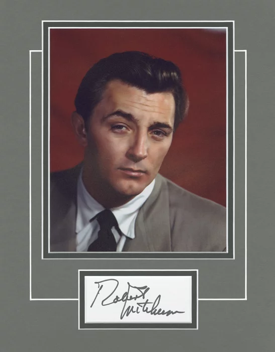 Robert Mitchum autograph