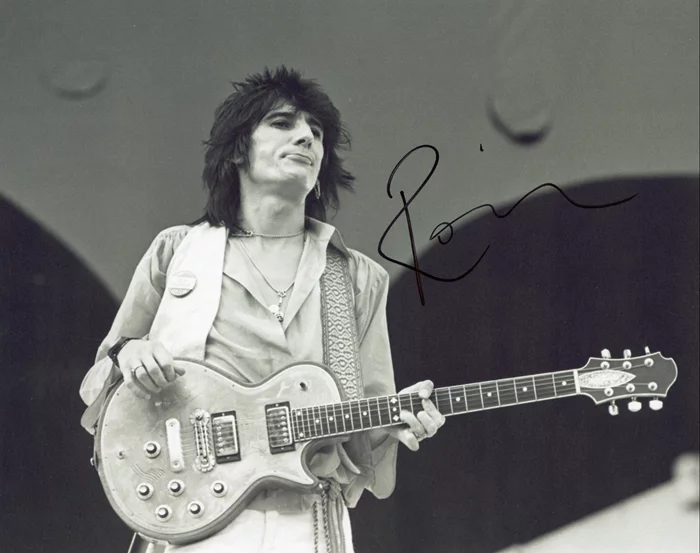 Ronnie Wood autograph