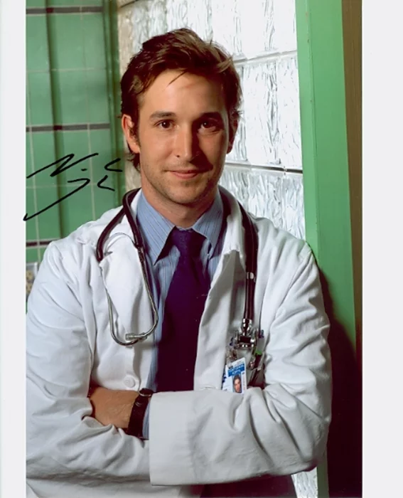 Noah Wyle autograph