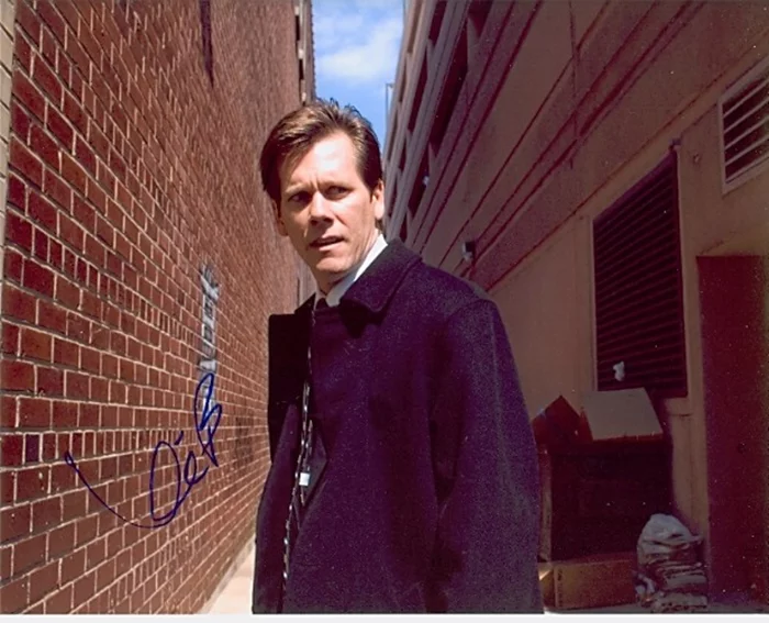 Kevin Bacon autograph