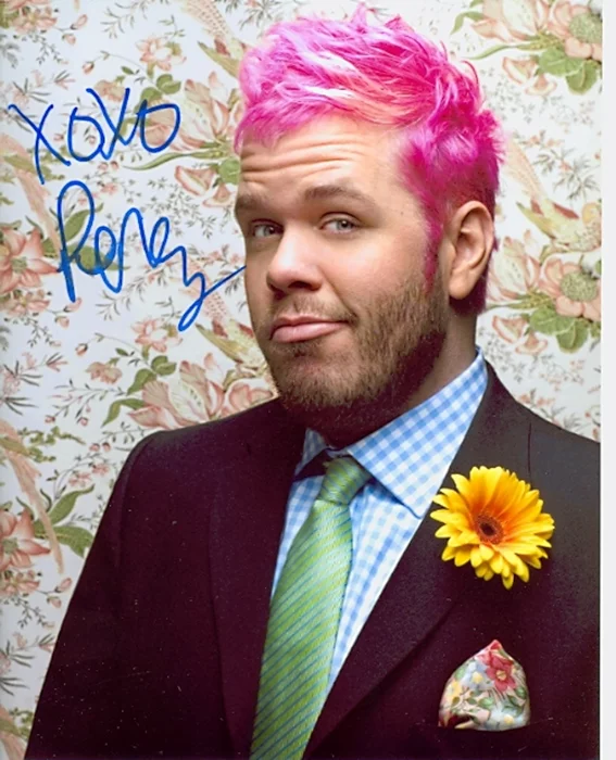 Perez Hilton autograph