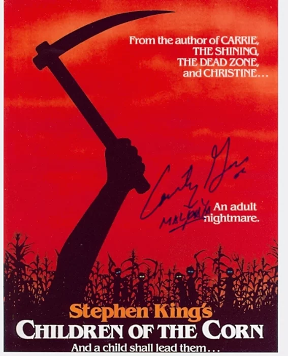 Courtney Gains autograph