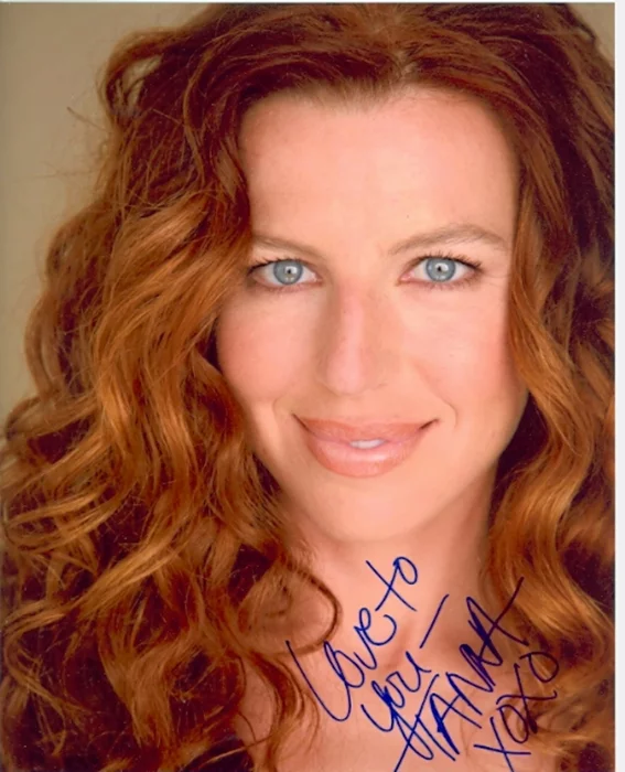 Tanna Frederick autograph