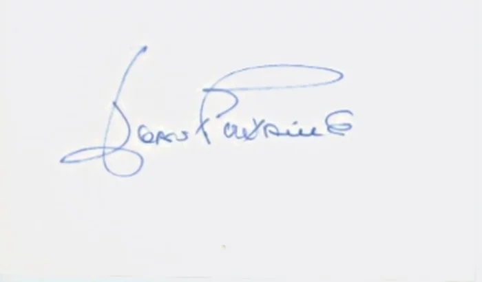 Joan Fontaine autograph