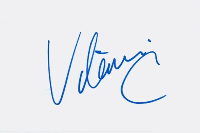 Vitamin C autograph
