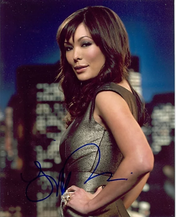 Lindsay Price autograph