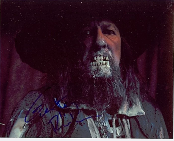 Geoffrey Rush autograph