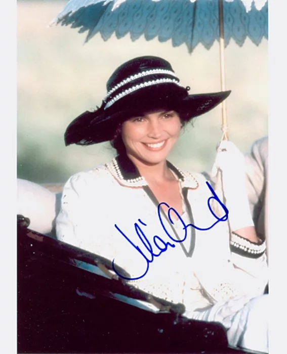 Julia Ormond autograph