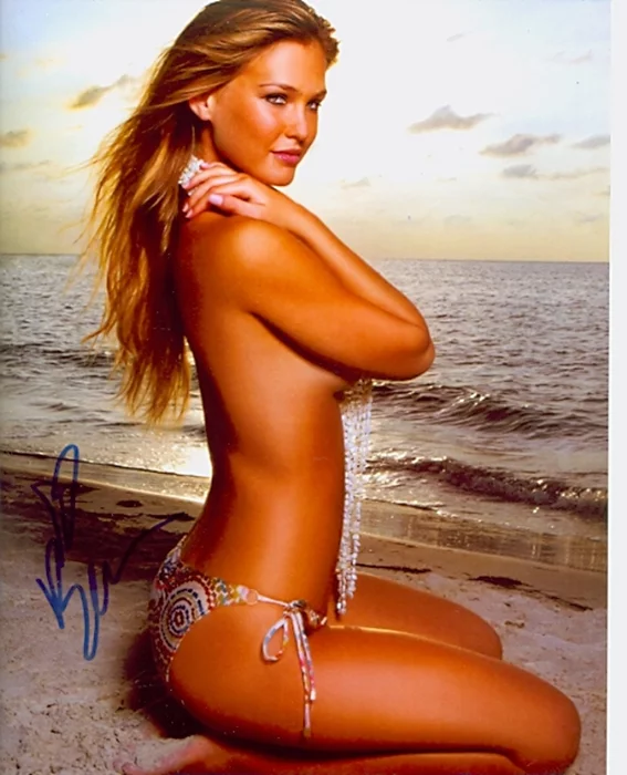 Bar Refaeli autograph