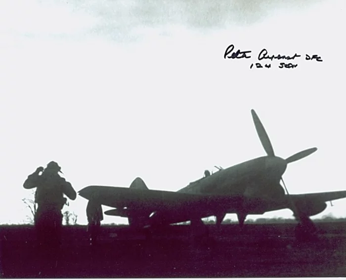 Peter Ayerst autograph