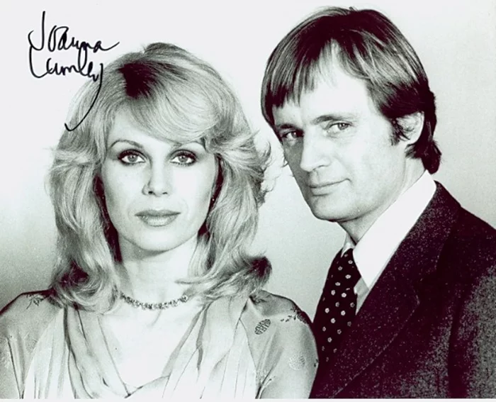 Joanna Lumley autograph