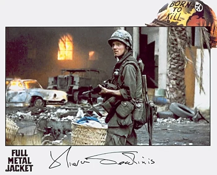 Kieron Jecchinis autograph