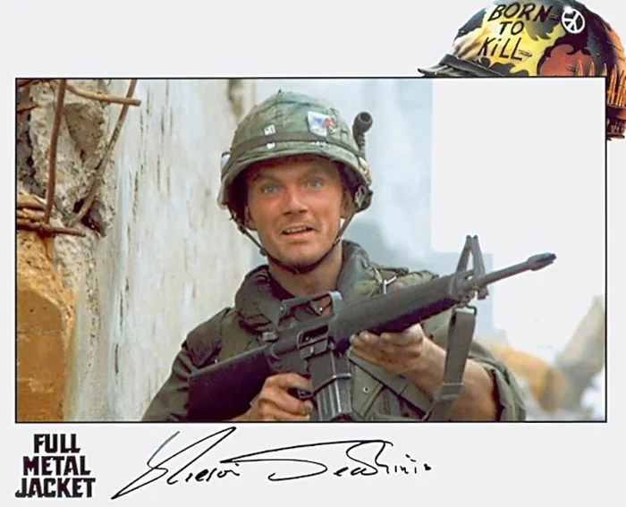Kieron Jecchinis autograph
