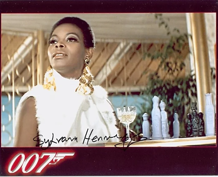 Sylvana Henriques autograph