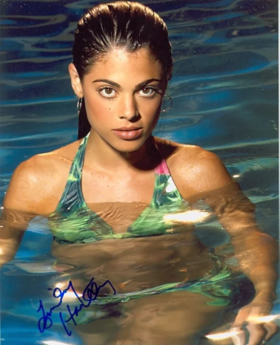 Lindsay Hartley autograph