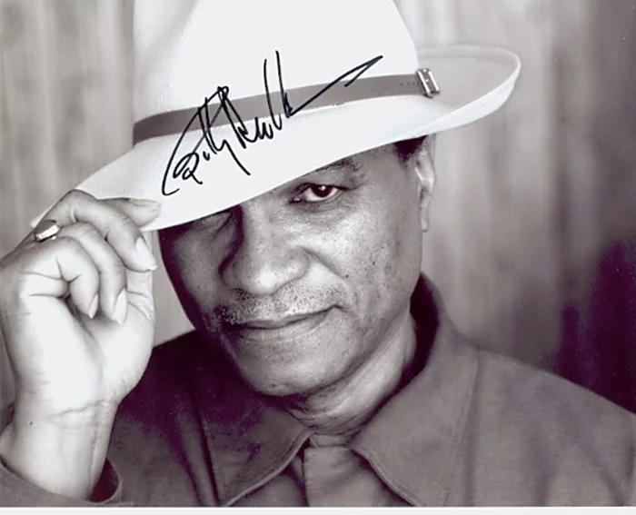 Billy Dee Williams autograph