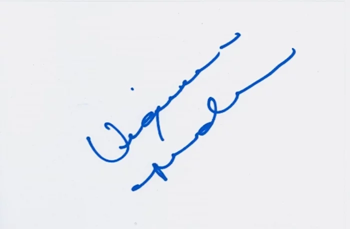 Virginia Madsen autograph