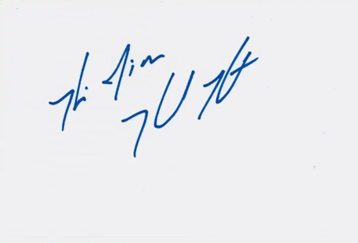 Helen Hunt autograph