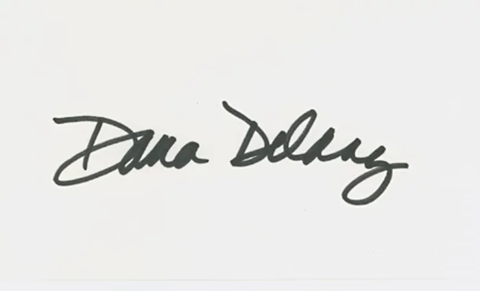 Dana Delany autograph