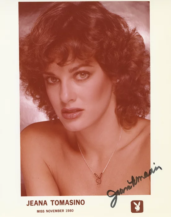 Jeana Tomasino autograph