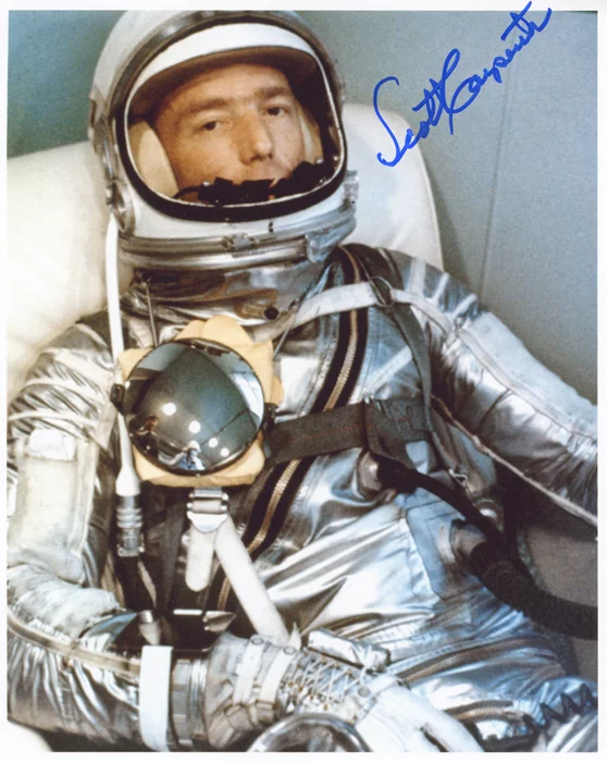 Scott Carpenter autograph