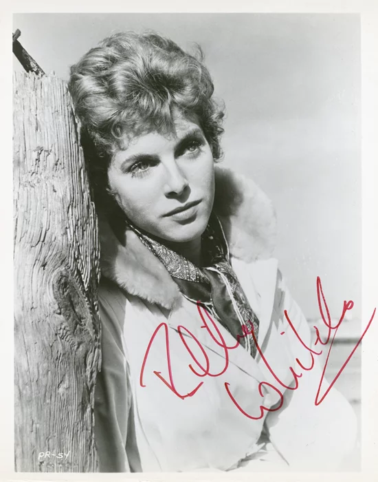 Billie Whitelaw autograph