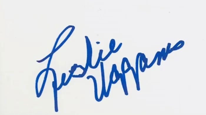 Leslie Uggams autograph