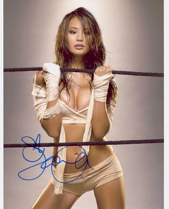 Jamie Chung autograph
