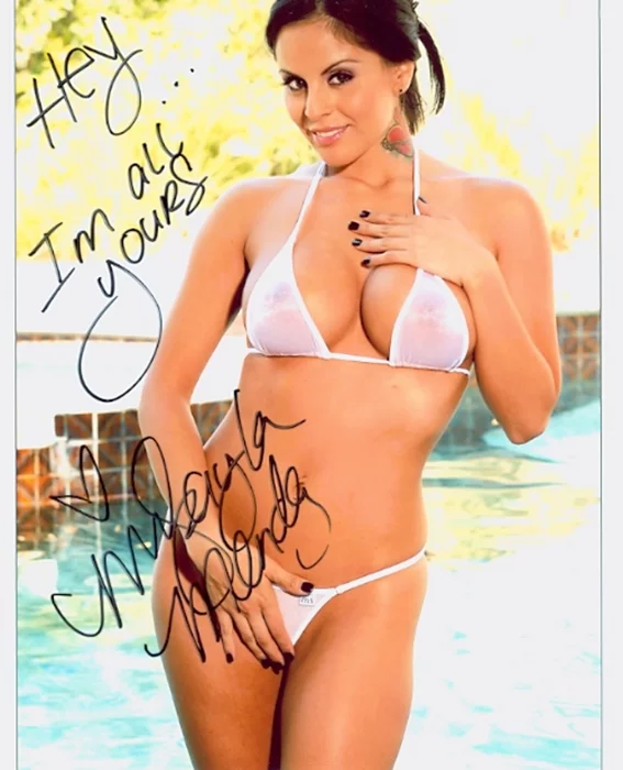 Mikayla Mendez autograph