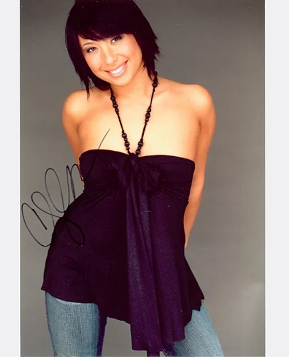 Cheryl Burke autograph