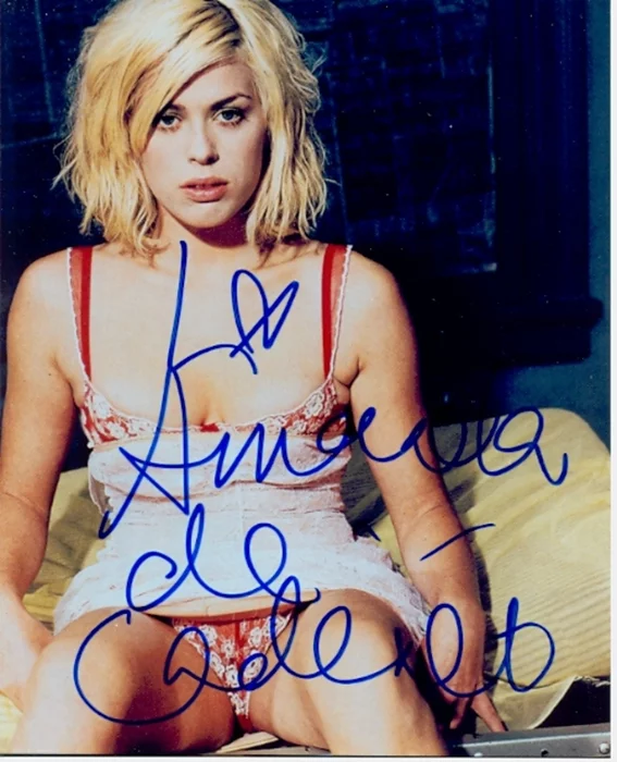 Amanda DeCadenet autograph