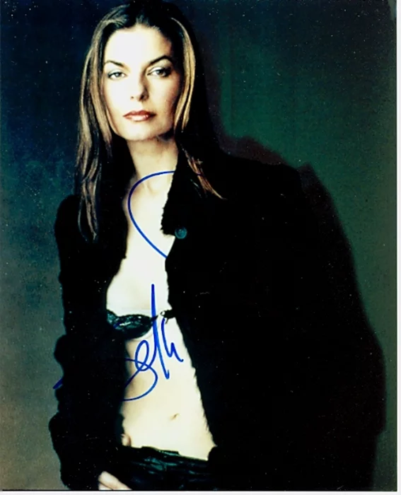 Sela Ward autograph