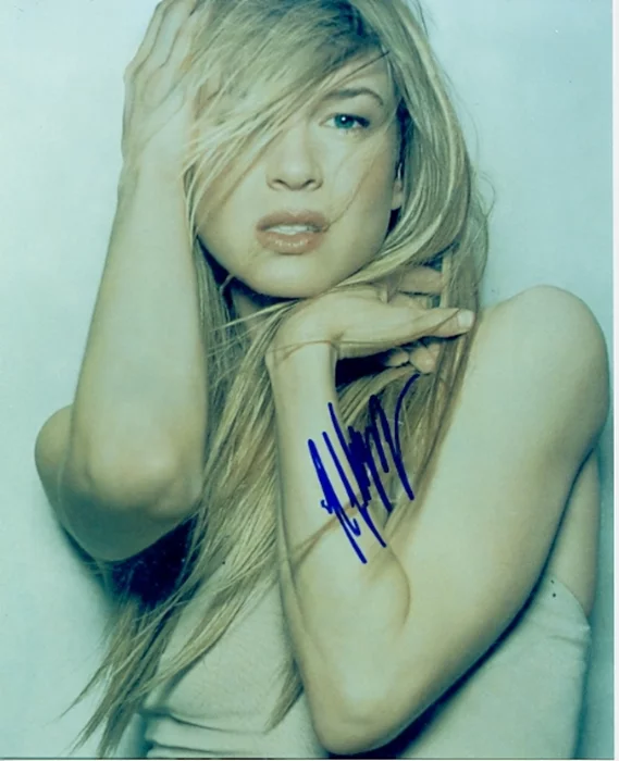 Renee Zellweger autograph