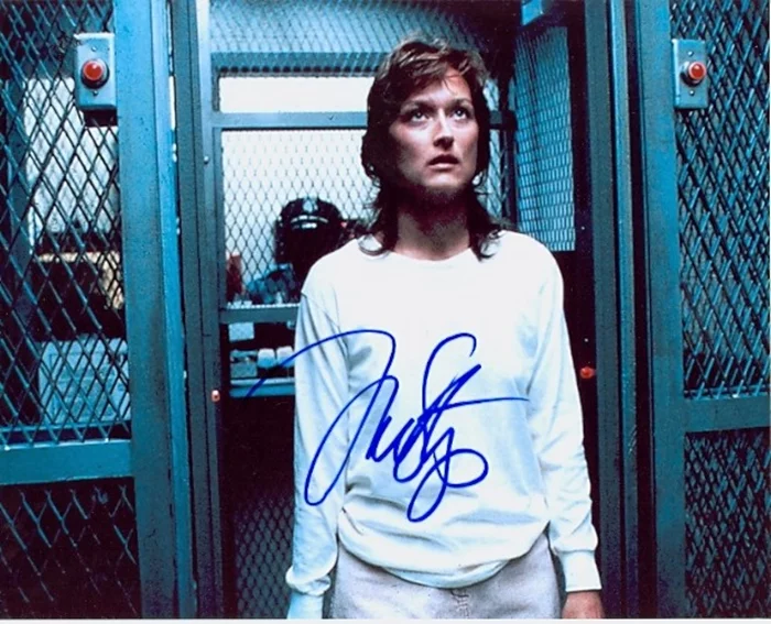 Meryl Streep autograph