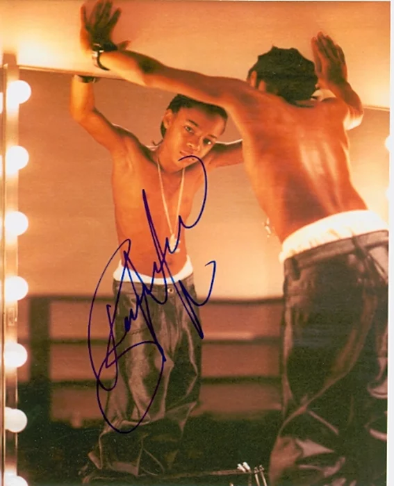 Lil Bow Wow autograph