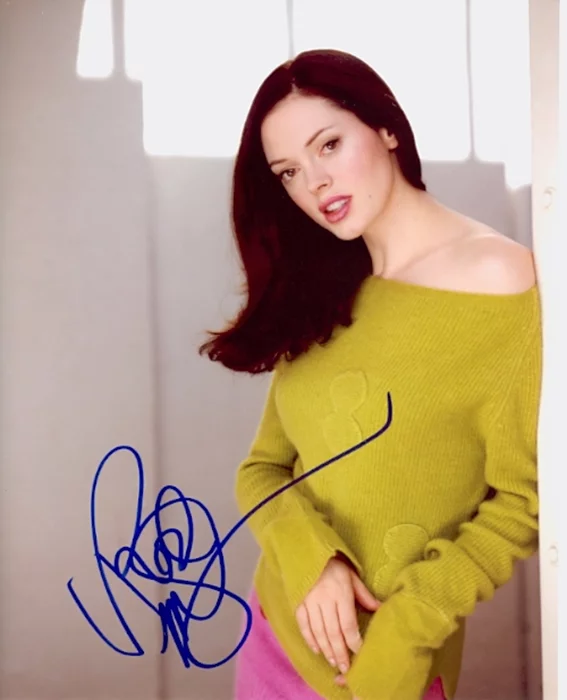 Rose McGowan autograph